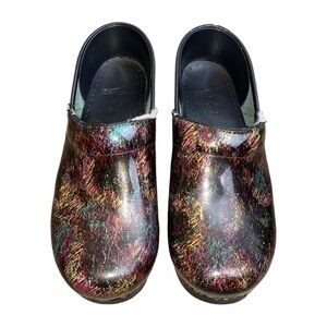 Dansko Multicolored Patent Leather Slip-On Clogs Size EU 39/US 8.5-9